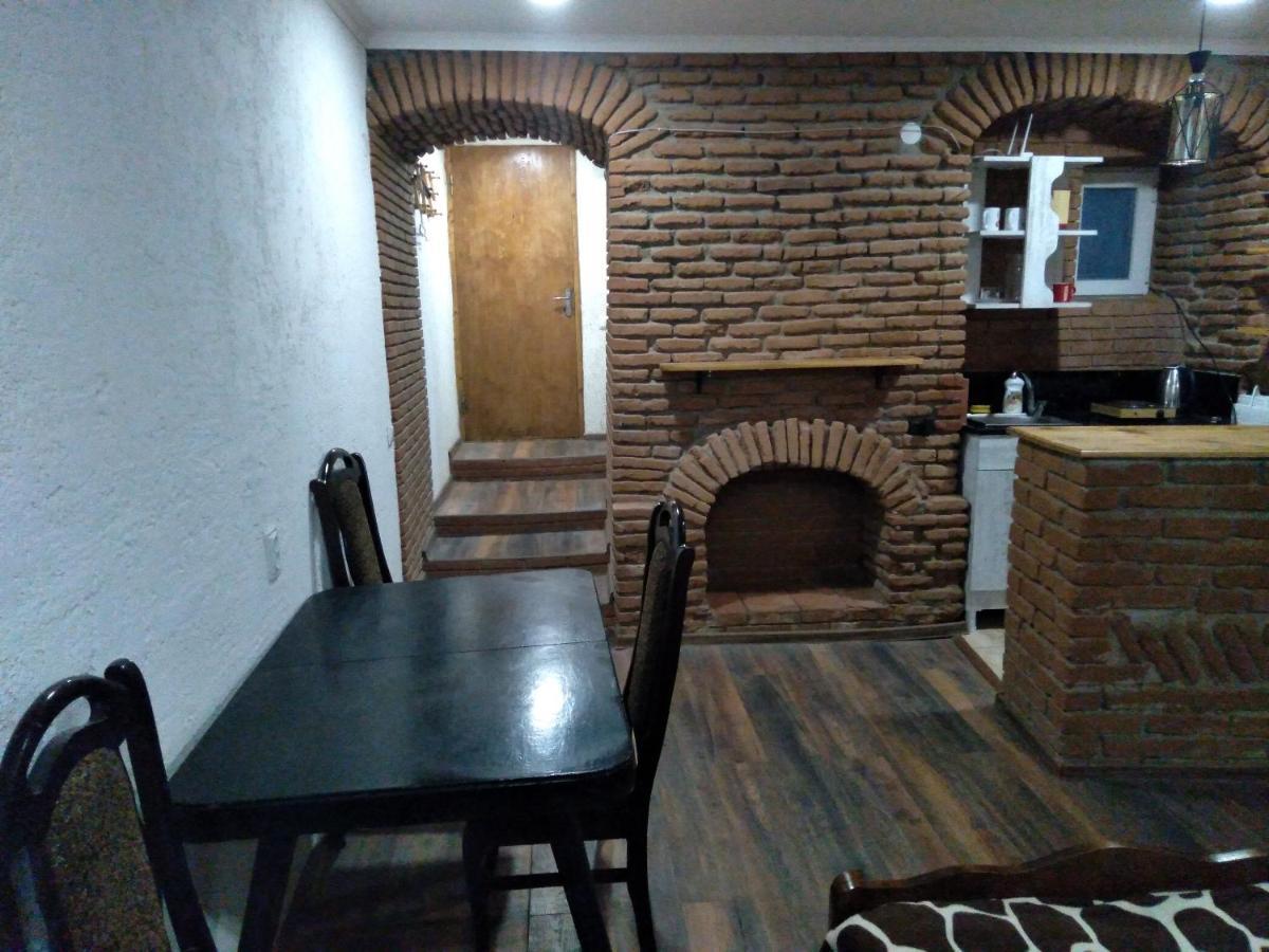 Sani Apartment Tbilisi Bagian luar foto