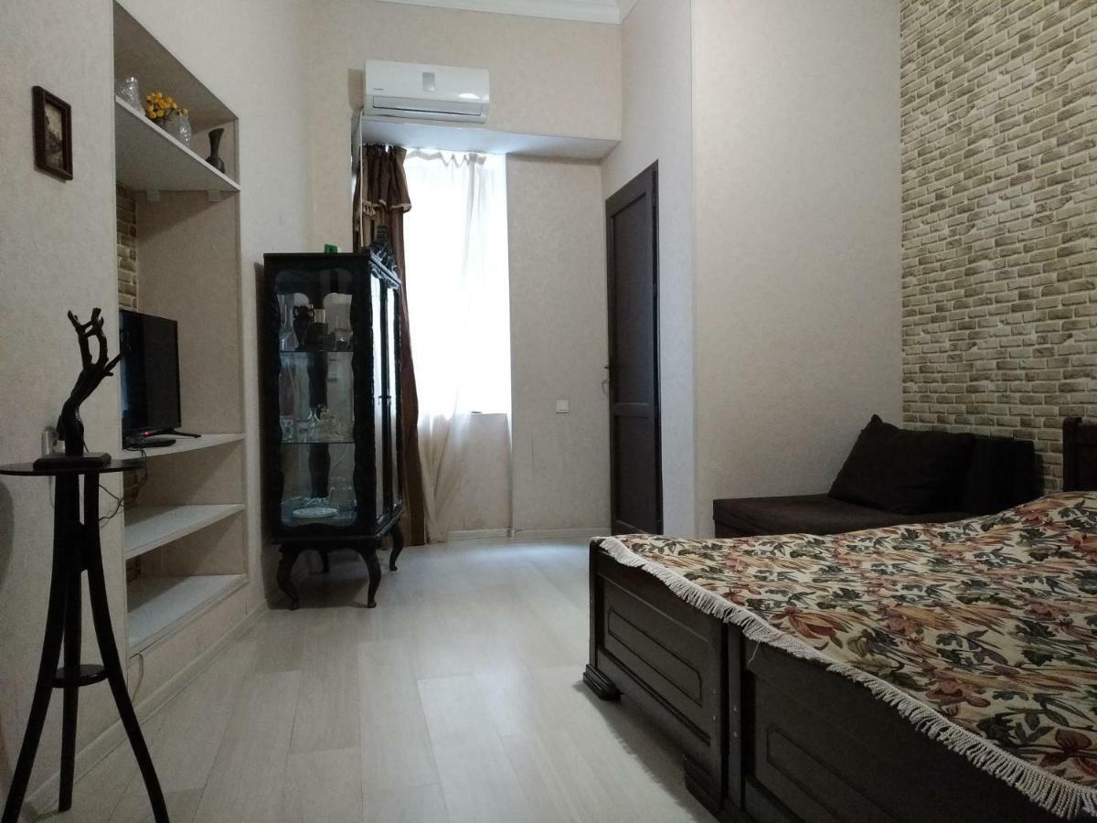 Sani Apartment Tbilisi Bagian luar foto