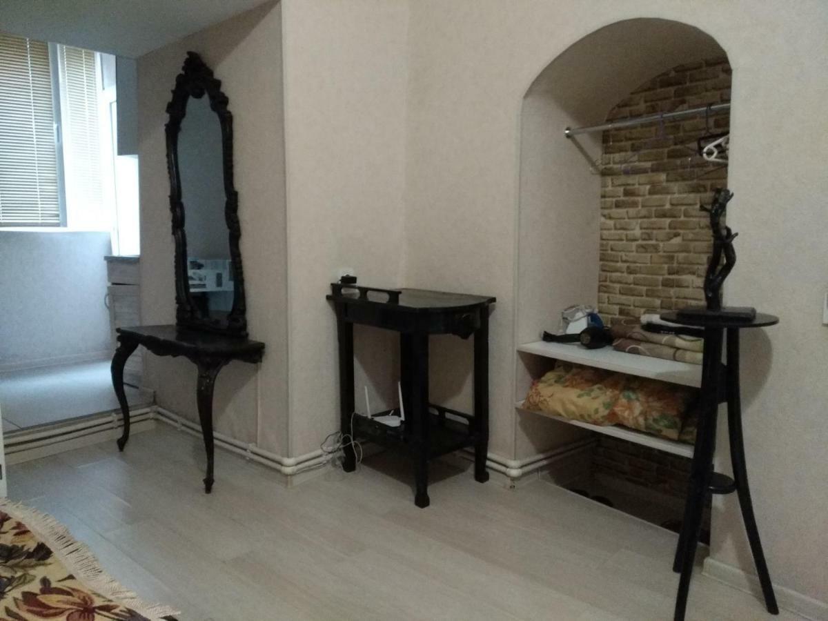Sani Apartment Tbilisi Bagian luar foto