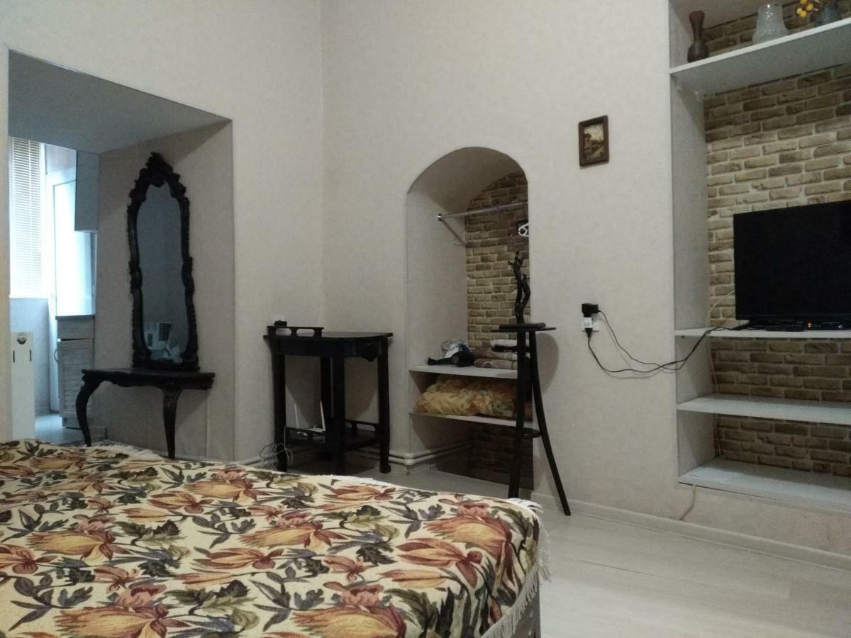 Sani Apartment Tbilisi Bagian luar foto